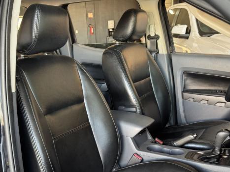 FORD Ranger 2.2 16V XLS DIESEL 4X4 CABINE DUPLA AUTOM�TICO, Foto 12