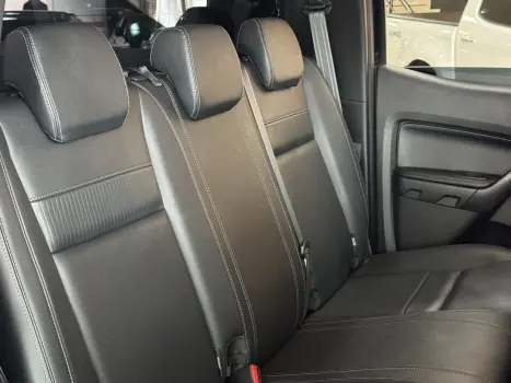 FORD Ranger 2.2 16V XLS DIESEL CABINE DUPLA AUTOMÁTICO, Foto 15