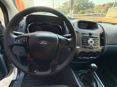 FORD Ranger 2.3 16V XLS CABINE DUPLA, Foto 9