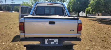 FORD Ranger 2.5 16V XLT 4X4 TURBO DIESEL CABINE DUPLA, Foto 2 FORD Ranger 2.5 16V XLT 4X4 TURBO DIESEL CABINE DUPLA, Foto 2