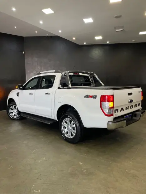 FORD Ranger 2.5 16V LIMITED PLUS CABINE DUPLA, Foto 5