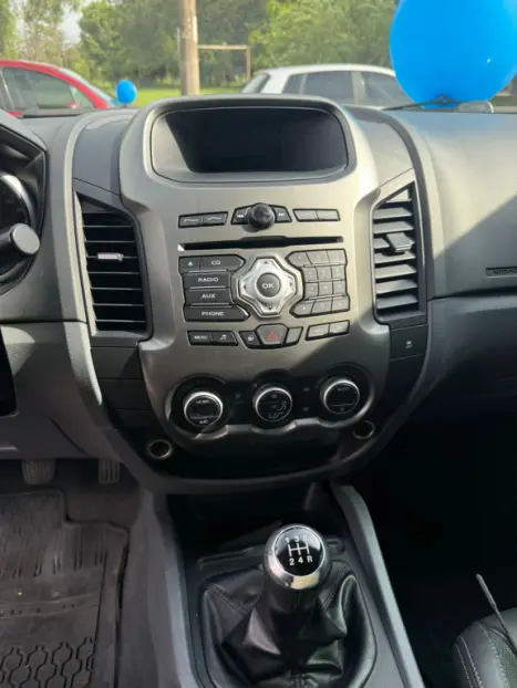 FORD Ranger 2.5 16V XLT CABINE DUPLA, Foto 6