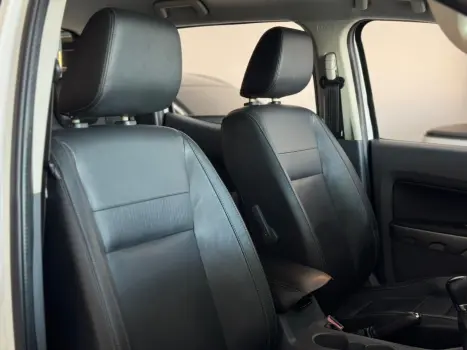 FORD Ranger 2.5 16V FLEX XLT CABINE DUPLA, Foto 7