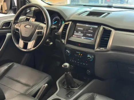FORD Ranger 2.5 16V FLEX XLT CABINE DUPLA, Foto 9