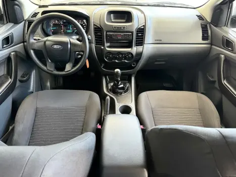 FORD Ranger 2.5 16V XL CABINE DUPLA, Foto 9
