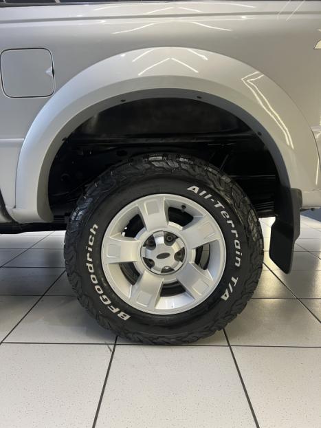 FORD Ranger 3.0 16V XLT 4X4 DIESEL CABINE DUPLA, Foto 10 FORD Ranger 3.0 16V XLT 4X4 DIESEL CABINE DUPLA, Foto 10