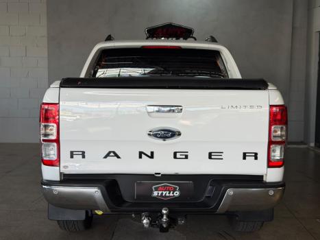 FORD Ranger 3.0 16V 4X4 LIMITED TURBO DIESEL CABINE DUPLA, Foto 2