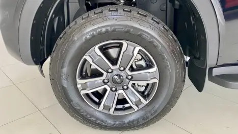 FORD Ranger 3.0 V6 24V 4X4 XLT TURBO DIESEL CABINE DUPLA AUTOM�TICO, Foto 13