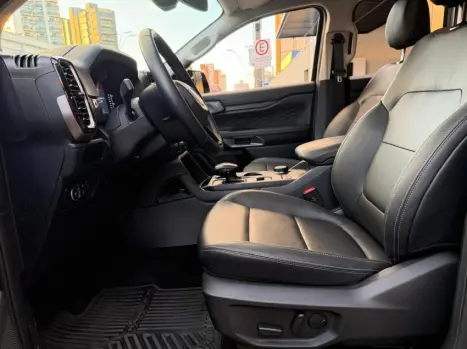 FORD Ranger 3.0 V6 24V 4X4 XLT TURBO DIESEL CABINE DUPLA AUTOM�TICO, Foto 11