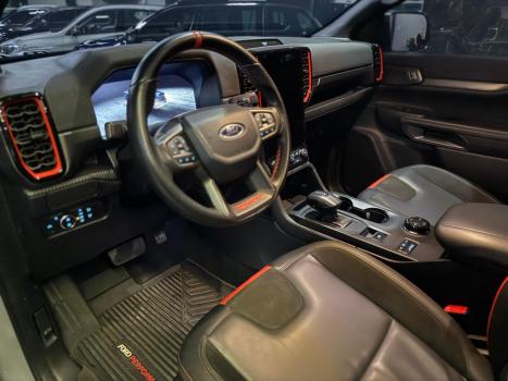 FORD Ranger 3.0 V6 24V CABINE DUPLA RAPTOR 4X4 AUTOM�TICO, Foto 13