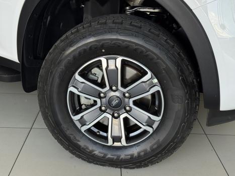 FORD Ranger 3.0 V6 24V 4X4 XLT TURBO DIESEL CABINE DUPLA AUTOM�TICO, Foto 6
