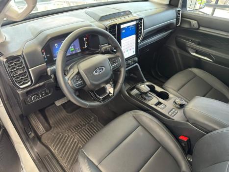 FORD Ranger 3.0 V6 24V 4X4 XLT TURBO DIESEL CABINE DUPLA AUTOMÁTICO, Foto 6