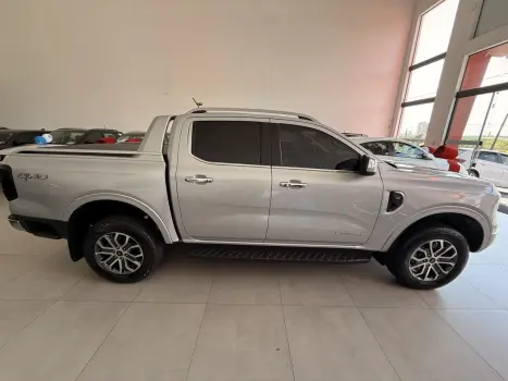 FORD Ranger 3.0 V6 4X4 LIMITED TURBO DIESEL CABINE DUPLA AUTOM�TICO, Foto 15