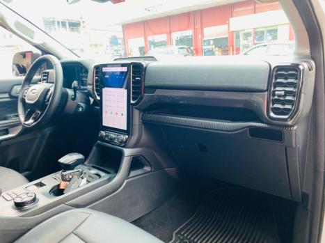 FORD Ranger 3.0 V6 4X4 LIMITED PLUS TURBO DIESEL CABINE DUPLA AUTOM�TICO, Foto 18