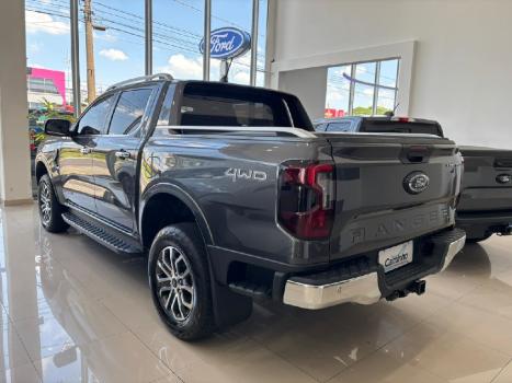 FORD Ranger 3.0 V6 4X4 LIMITED PLUS TURBO DIESEL CABINE DUPLA AUTOM�TICO, Foto 7