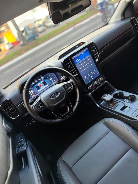 FORD Ranger 3.0 V6 4X4 LIMITED PLUS TURBO DIESEL CABINE DUPLA AUTOM�TICO, Foto 10