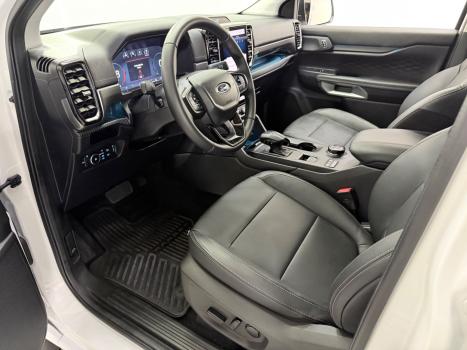 FORD Ranger 3.0 V6 4X4 LIMITED PLUS TURBO DIESEL CABINE DUPLA AUTOM�TICO, Foto 3