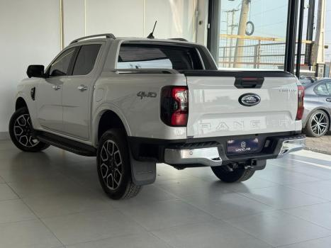 FORD Ranger 3.0 V6 4X4 LIMITED PLUS TURBO DIESEL CABINE DUPLA AUTOM�TICO, Foto 6