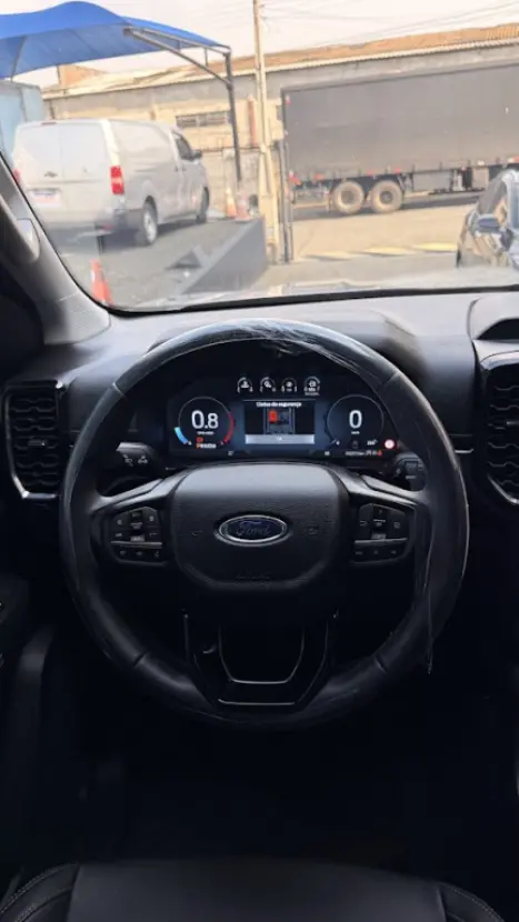 FORD Ranger 3.0 V6 4X4 LIMITED PLUS TURBO DIESEL CABINE DUPLA AUTOMÁTICO, Foto 2