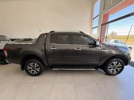 FORD Ranger 3.2 20V CABINE DUPLA 4X4 LIMITED TURBO DIESEL AUTOMTICO, Foto 13