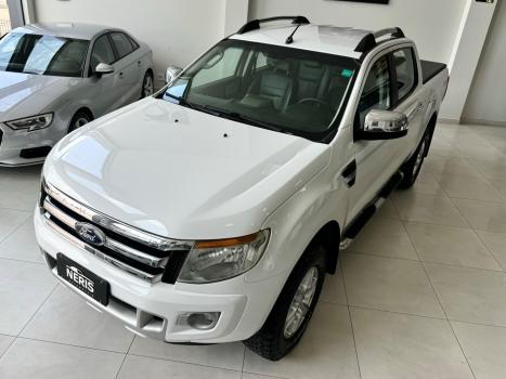 FORD Ranger 3.2 20V XLT 4X4 CABINE DUPLA TURBO DIESEL AUTOMTICO, Foto 4