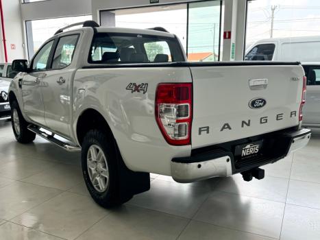 FORD Ranger 3.2 20V XLT 4X4 CABINE DUPLA TURBO DIESEL AUTOMTICO, Foto 7