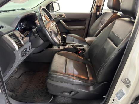 FORD Ranger 3.2 20V CABINE DUPLA 4X4 LIMITED PLUS TURBO DIESEL AUTOMTICO, Foto 10
