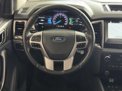 FORD Ranger 3.2 20V XLT 4X4 CABINE DUPLA TURBO DIESEL AUTOMÁTICO, Foto 7 FORD Ranger 3.2 20V XLT 4X4 CABINE DUPLA TURBO DIESEL AUTOMÁTICO, Foto 7