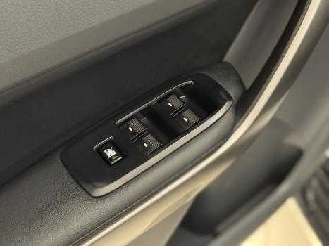 FORD Ranger 3.2 20V XLT 4X4 CABINE DUPLA TURBO DIESEL AUTOMÁTICO, Foto 14 FORD Ranger 3.2 20V XLT 4X4 CABINE DUPLA TURBO DIESEL AUTOMÁTICO, Foto 14