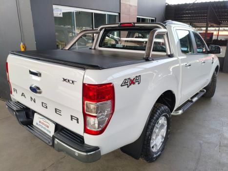 FORD Ranger 3.2 20V XLT 4X4 CABINE DUPLA TURBO DIESEL AUTOMTICO, Foto 5