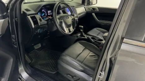 FORD Ranger 3.2 20V CABINE DUPLA 4X4 LIMITED PLUS TURBO DIESEL AUTOMTICO, Foto 8