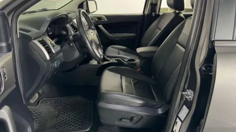 FORD Ranger 3.2 20V CABINE DUPLA 4X4 LIMITED PLUS TURBO DIESEL AUTOMTICO, Foto 10