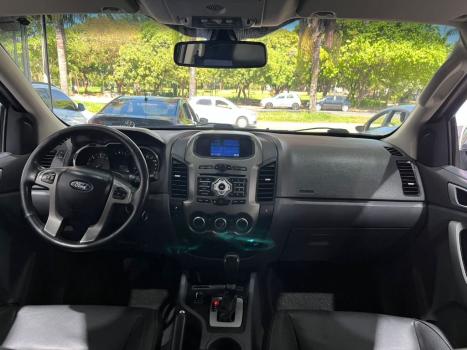 FORD Ranger 3.2 20V CABINE DUPLA 4X4 LIMITED TURBO DIESEL AUTOMTICO, Foto 9