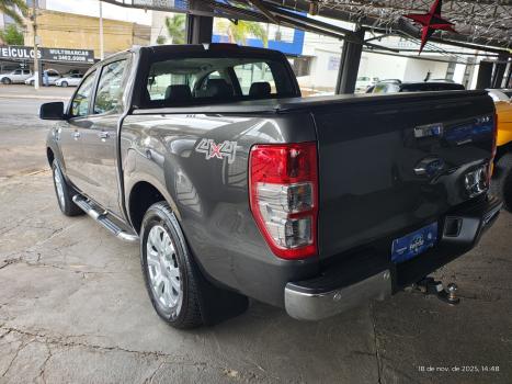 FORD Ranger 3.2 20V XLT 4X4 CABINE DUPLA TURBO DIESEL, Foto 2