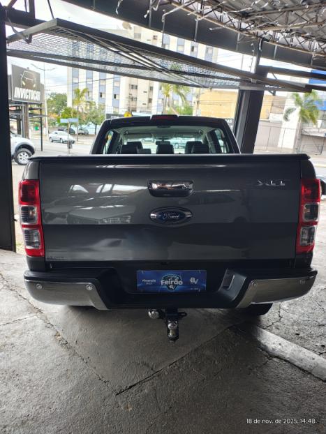FORD Ranger 3.2 20V XLT 4X4 CABINE DUPLA TURBO DIESEL, Foto 8