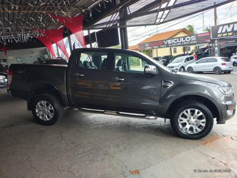 FORD Ranger 3.2 20V XLT 4X4 CABINE DUPLA TURBO DIESEL, Foto 10