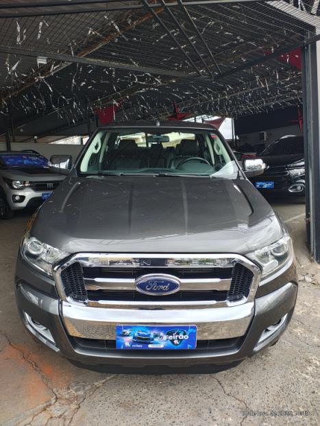 FORD Ranger 3.2 20V XLT 4X4 CABINE DUPLA TURBO DIESEL, Foto 11