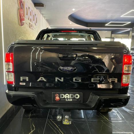 FORD Ranger 3.2 20V CABINE DUPLA 4X4 LIMITED TURBO DIESEL AUTOMTICO, Foto 3