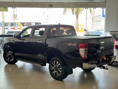 FORD Ranger 3.2 20V XLT 4X4 CABINE DUPLA TURBO DIESEL AUTOMTICO, Foto 4