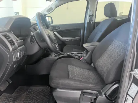 FORD Ranger 3.2 20V CABINE DUPLA 4X4 STORM TURBO DIESEL AUTOMTICO, Foto 13