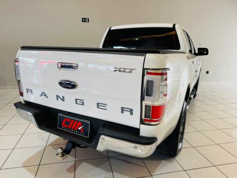 FORD Ranger 3.2 20V CABINE DUPLA 4X4 LIMITED PLUS TURBO DIESEL AUTOM�TICO, Foto 5