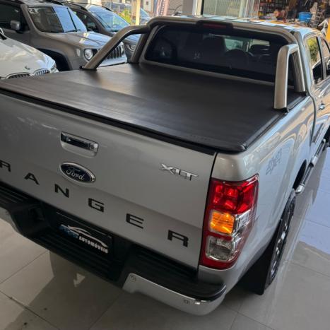 FORD Ranger 3.2 20V XLT 4X4 CABINE DUPLA TURBO DIESEL AUTOM�TICO, Foto 16