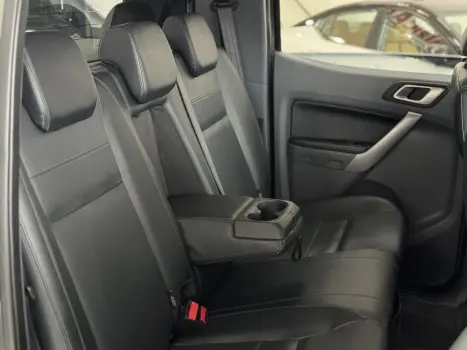 FORD Ranger 3.2 20V CABINE DUPLA 4X4 LIMITED TURBO DIESEL AUTOM�TICO, Foto 13