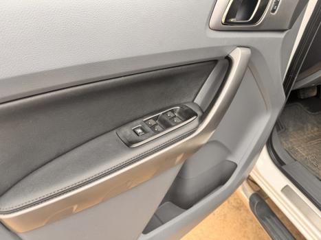 FORD Ranger 3.2 20V CABINE DUPLA 4X4 LIMITED TURBO DIESEL AUTOM�TICO, Foto 10