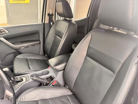 FORD Ranger 3.2 20V CABINE DUPLA 4X4 LIMITED TURBO DIESEL AUTOM�TICO, Foto 12