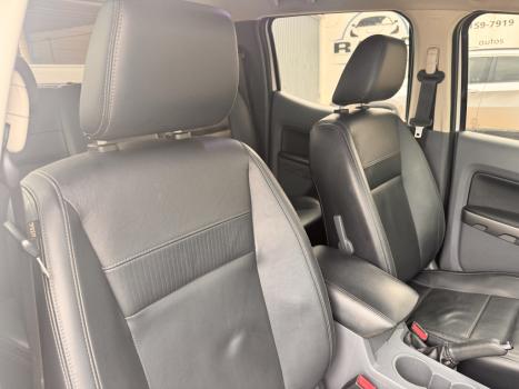 FORD Ranger 3.2 20V CABINE DUPLA 4X4 LIMITED TURBO DIESEL AUTOM�TICO, Foto 16