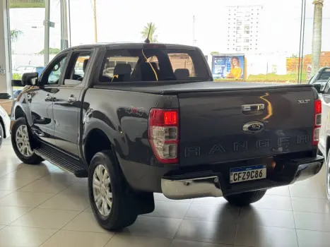 FORD Ranger 3.2 20V XLT 4X4 CABINE DUPLA TURBO DIESEL AUTOM�TICO, Foto 6
