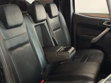 FORD Ranger 3.2 20V XLT 4X4 CABINE DUPLA TURBO DIESEL AUTOM�TICO, Foto 12