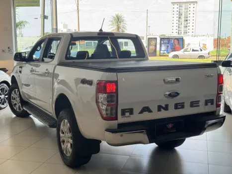 FORD Ranger 3.2 20V XLT 4X4 CABINE DUPLA TURBO DIESEL AUTOM�TICO, Foto 4