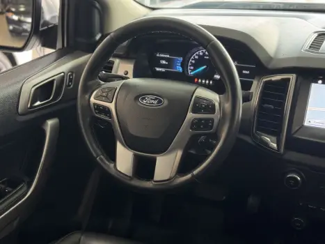 FORD Ranger 3.2 20V XLT 4X4 CABINE DUPLA TURBO DIESEL AUTOM�TICO, Foto 5